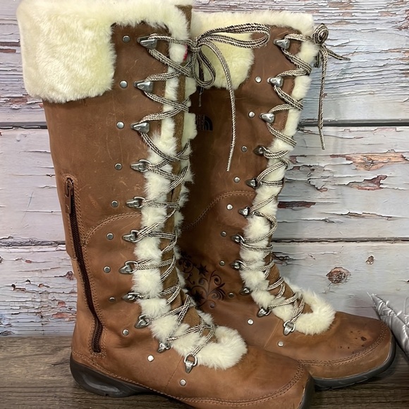 The North Face tall winter boots.​​ - Picture 12 of 12